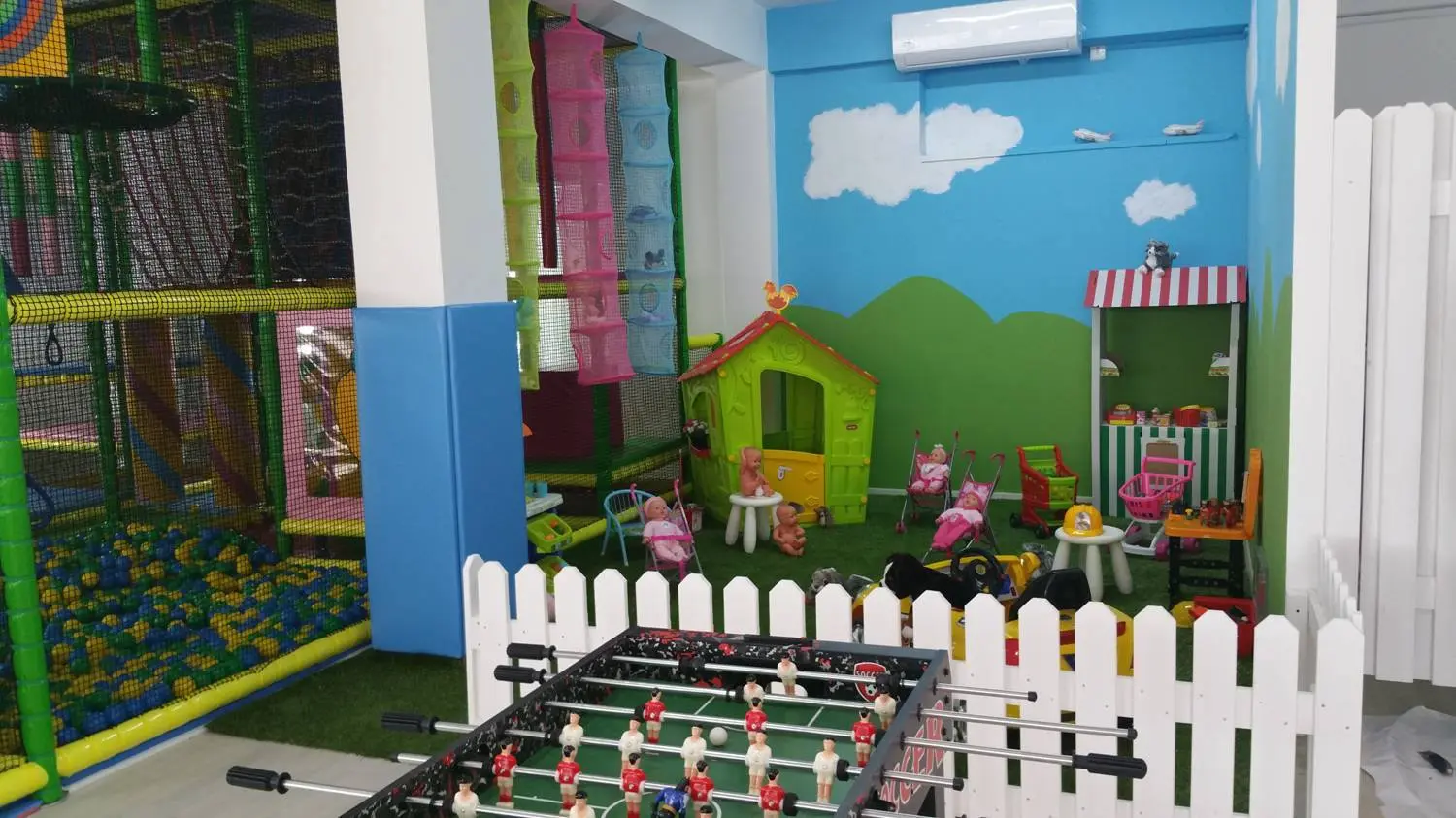 Splash Coffee & Play — photo 2 of 3