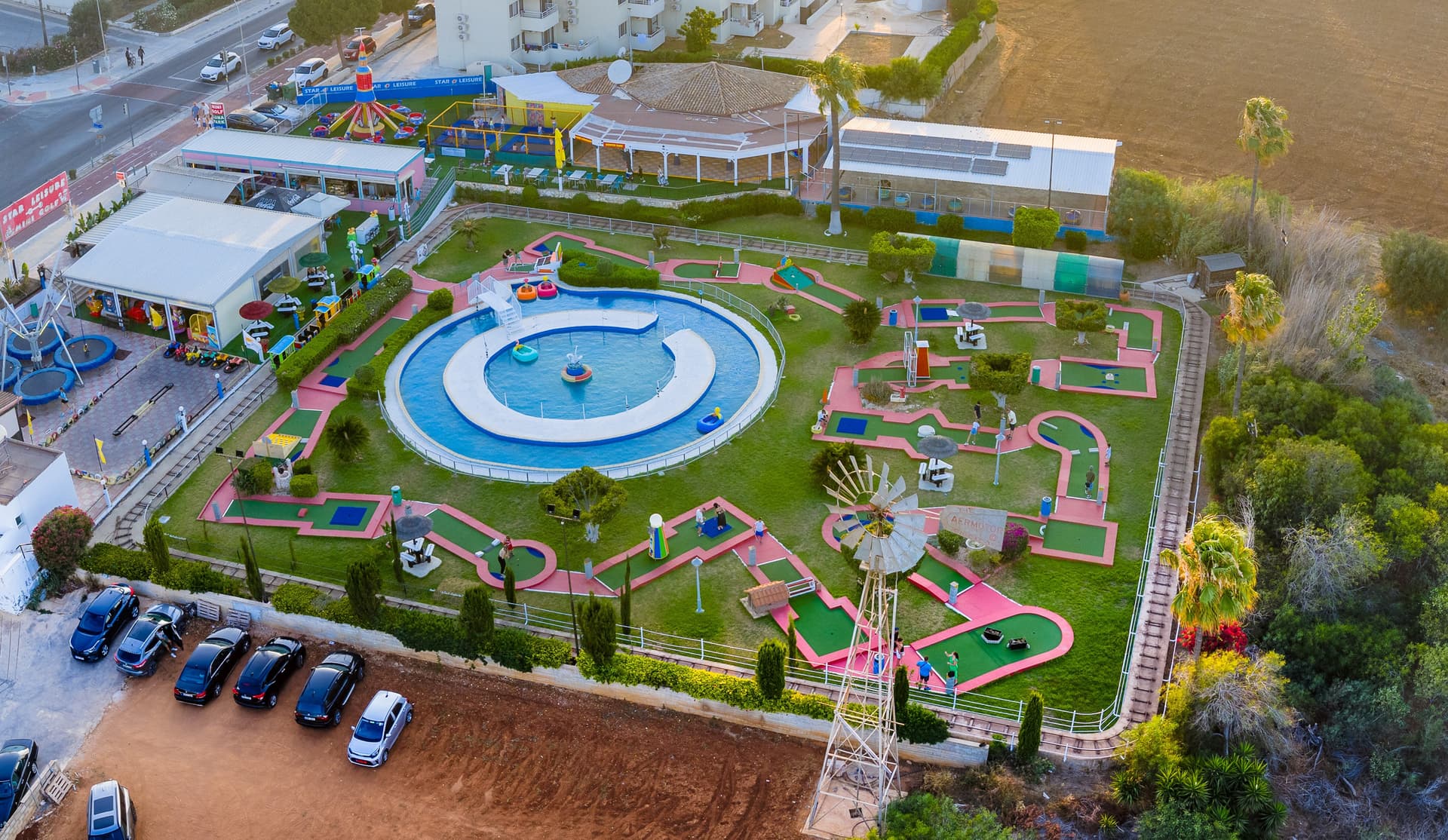 Star Leisure Mini Golf